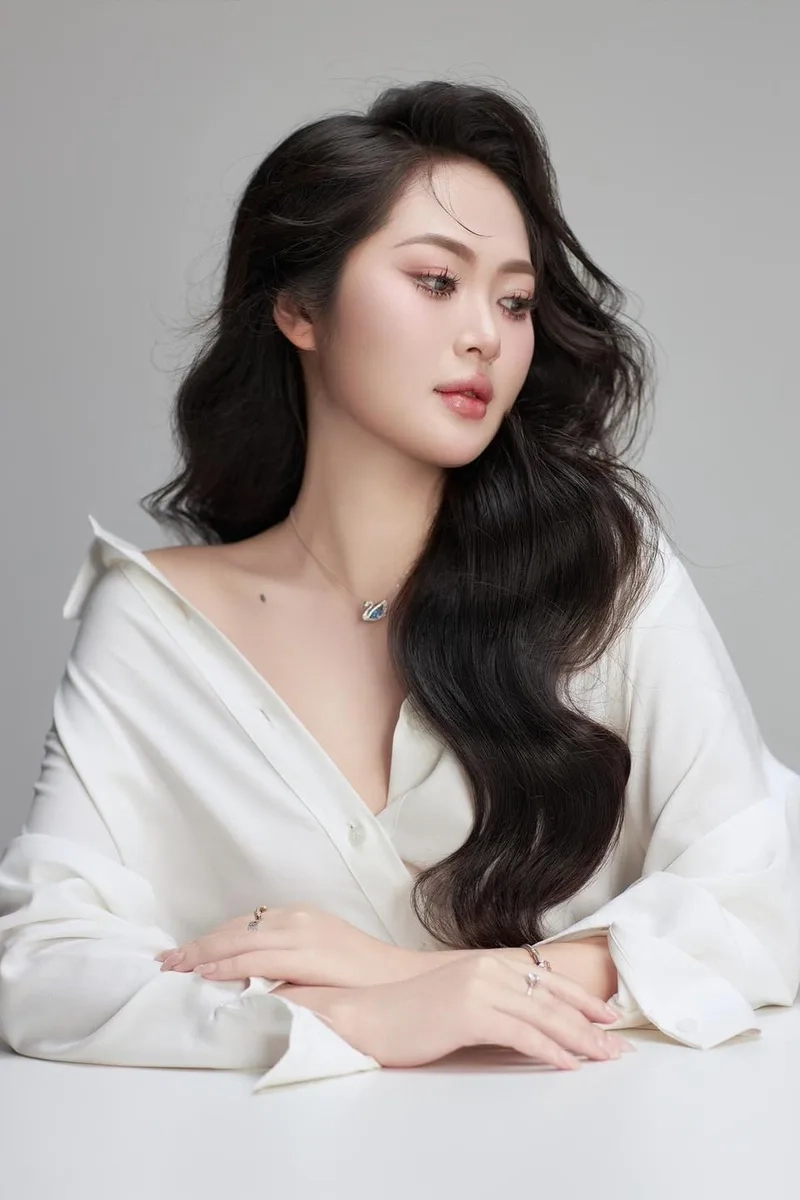 Chị Huyền